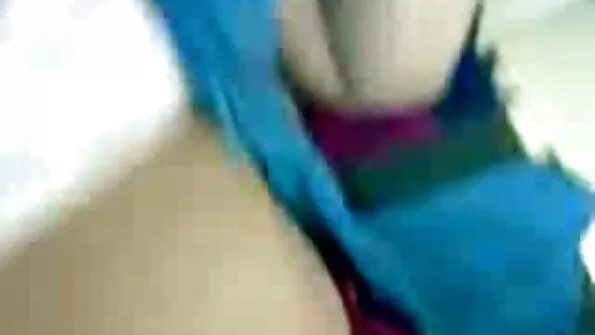 ماں نے نوعمر بیٹی کو لنڈ چوسنا سکھایا