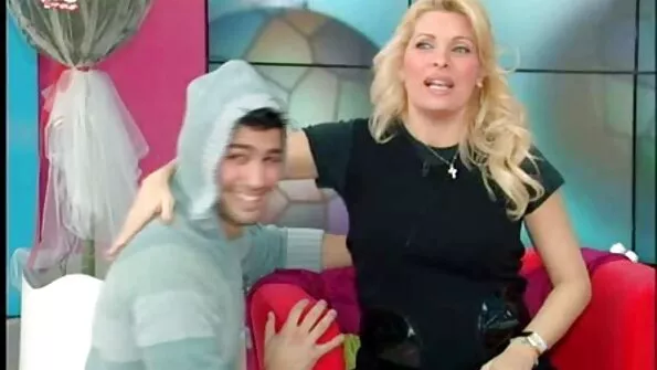 سارہ Luvv اور تثلیث سینٹ کلیئر، اتارنا fucking
