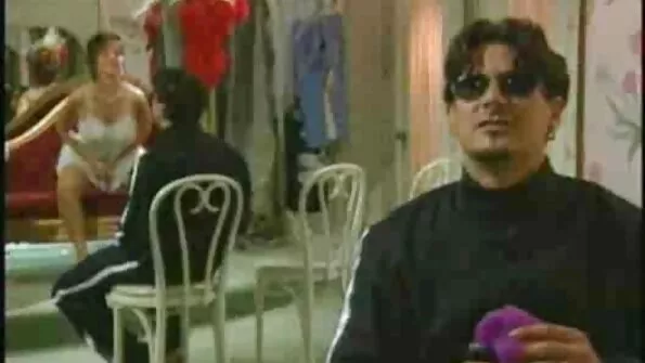 آئیوی سنو نے اپنے شرارتی سملینگک سیٹ میں ڈیبیو کیا لیکن ابھی تک لوسی اوہارا نے اسے پٹے سے چودا ہے