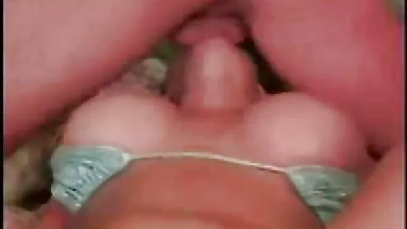 نوجوان ایشیائی لڑکی creampied ہو جاتا ہے